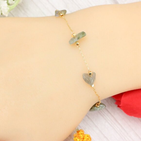 "Trendy Handmade Bracelet – A Thoughtful Gift for Girls & Women | UNVRC1665 - Picture 4 of 10